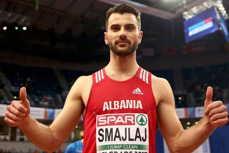 Smajlaj në superformë, “vishet” sërish në ar