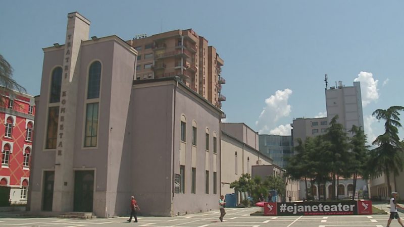 Artistët, afat qeverisë deri të premten që të tërhiqet