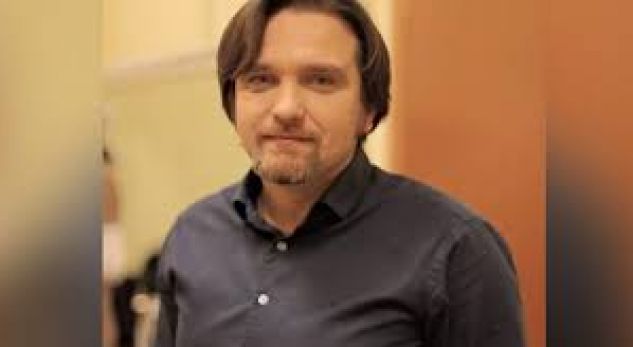 Jul Deda dhe stafi i “Apartamenti 2XL” ikin nga Vision Plus, ja ku do t’i shohim