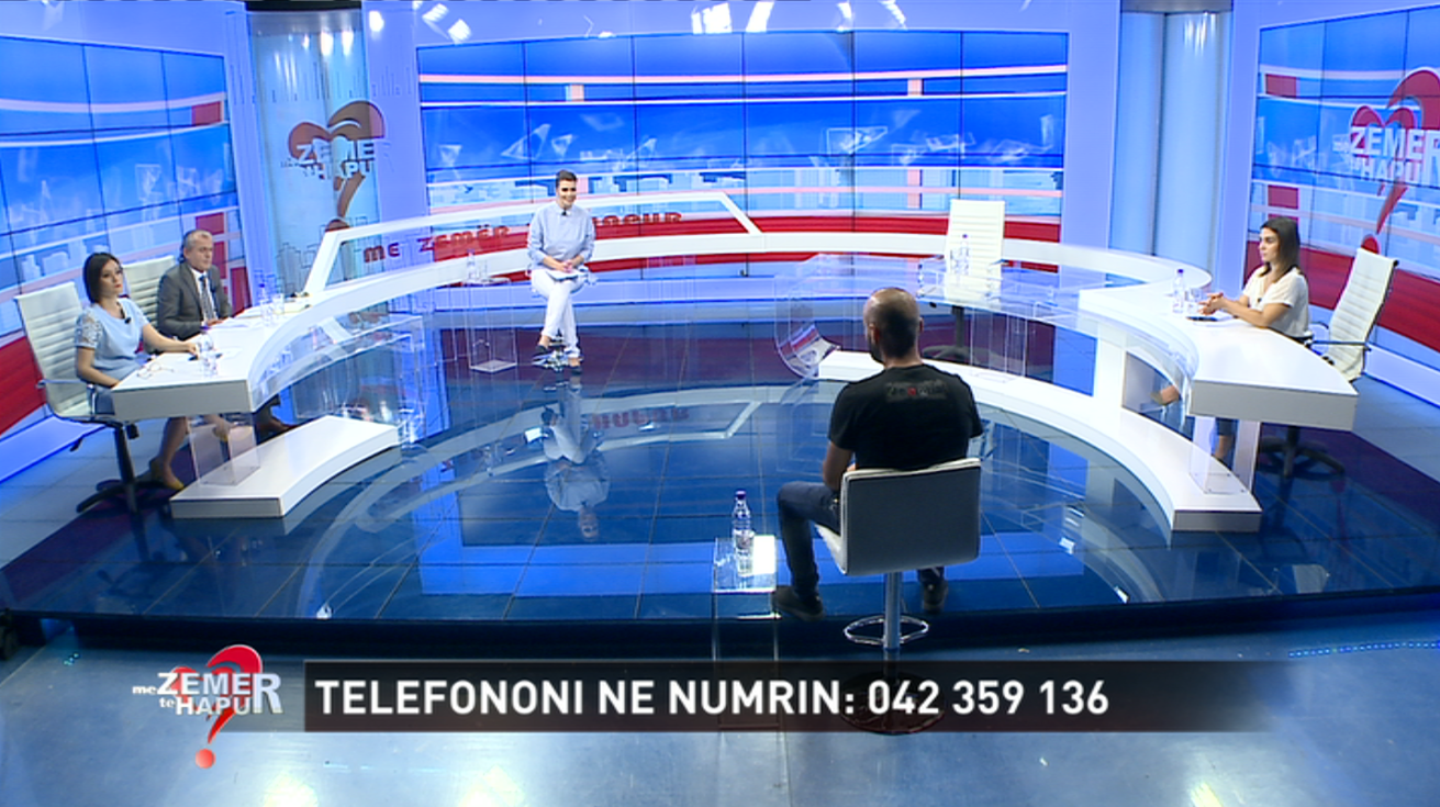 “Më nisi gabimisht sms-në për të dashurin”, i riu nga Shijaku u nda nga gruaja, por tani&#8230;