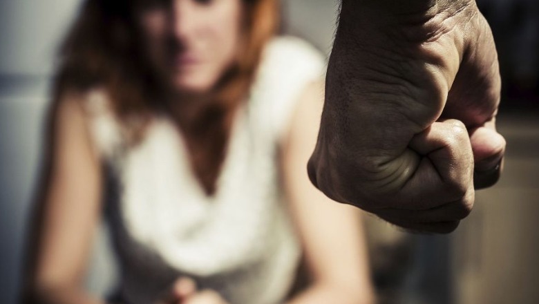 Ndryshon ligji/ Nga riedukimi te burgu, masat e reja për burrat e dhunshëm