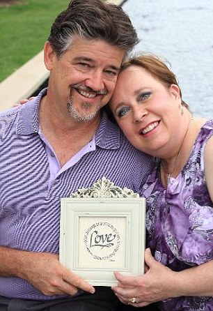 “E fala bashkëshortin që më dërgoi vrasës me pagesë”