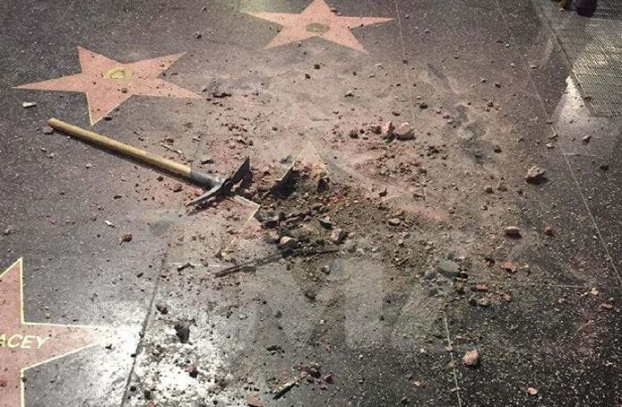 Shkatërrohet ylli i presidentit në bulevardin e Hollywood