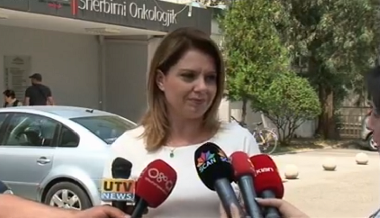 Herceptina/ Deputetja sulmon mjekët e Onkologjikut: Jeni marioneta, pa ndërgjegje!