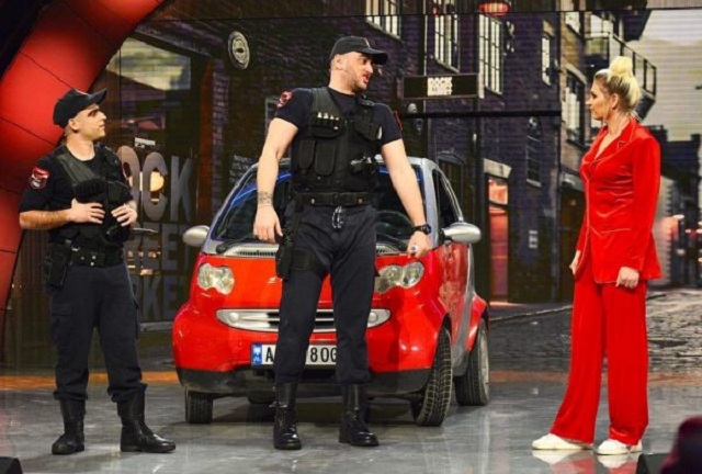 Florjan Binaj shuan zërat, tregon të vërtetën për largimin nga ‘Portokallia’ dhe ‘Top Channel’