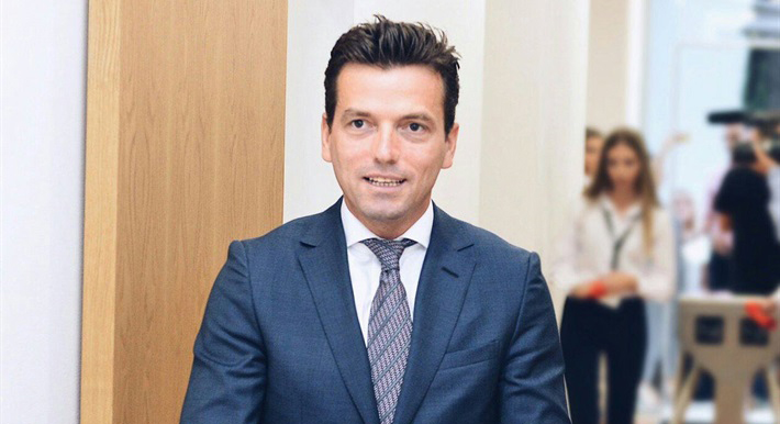 Shehaj i përgjigjet Elia Zaharias: Pallatin e familjes tënde e ke të restauruar, pse Teatrin e do të shembur?