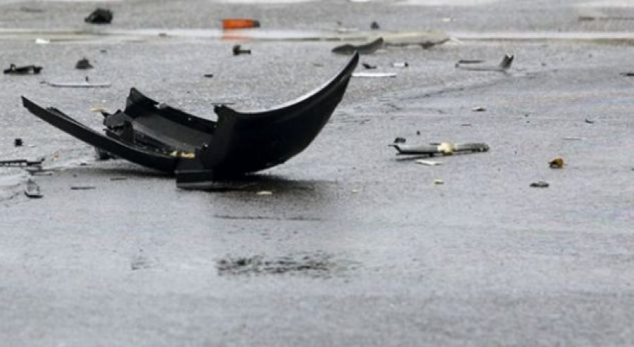 Shoferja me “Benz” përplas dy gra në Durrës, përfundojnë në spital