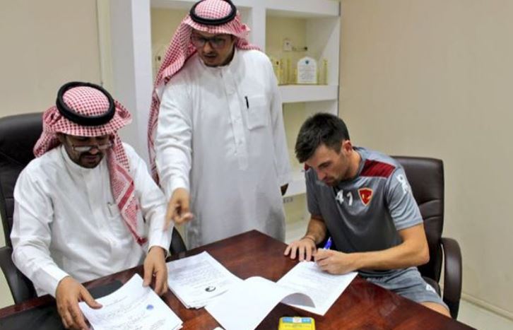 Ante Hrkac firmos në Arabi, Teuta gati padinë në FIFA