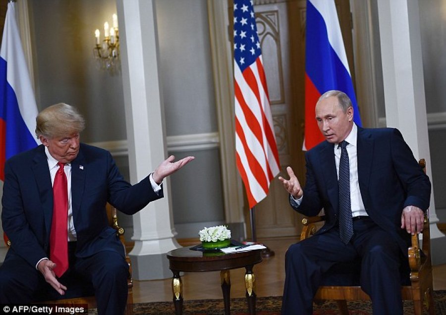 Ekspertja e gjuhës së trupit: Ja kush fitoi mes Trump e Putin