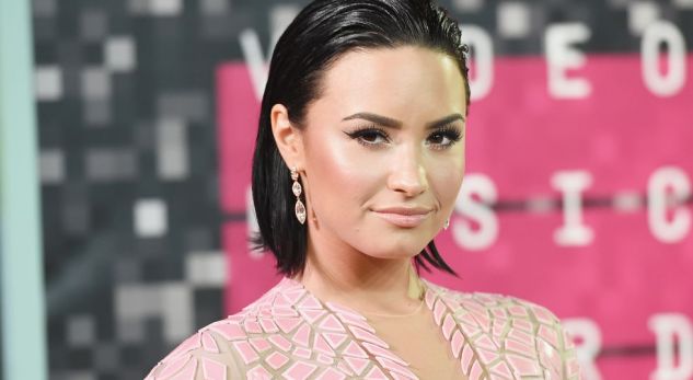 Këngëtarja e njohur dërgohet me urgjencë në spital për shkak të mbidozës së drogës