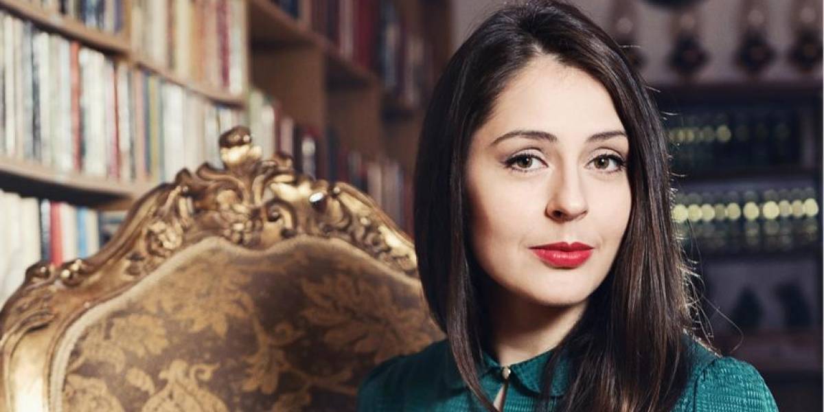 Princeshë Elia Zaharia hedh poshtë akuzat: Nuk kam firmosur për shembjen e Teatrit Kombëtar