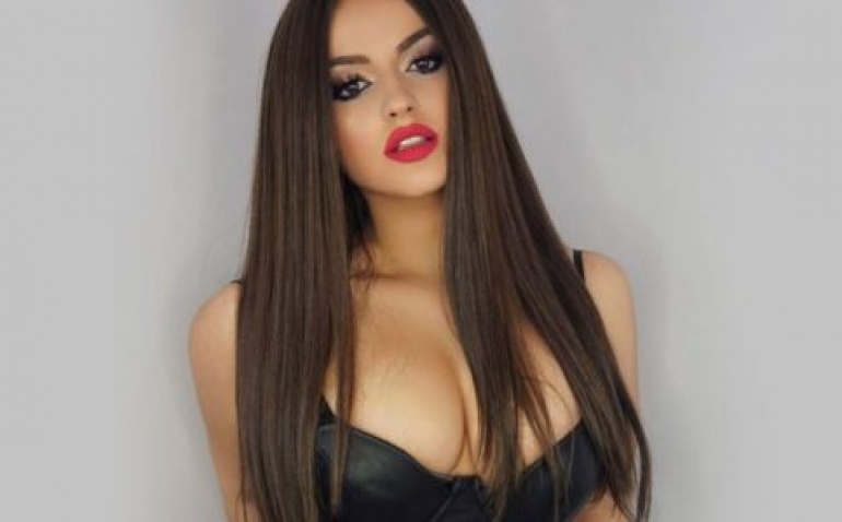 Enca i vë “flakën” palestrës, pozat e saj i çmendin të gjithë