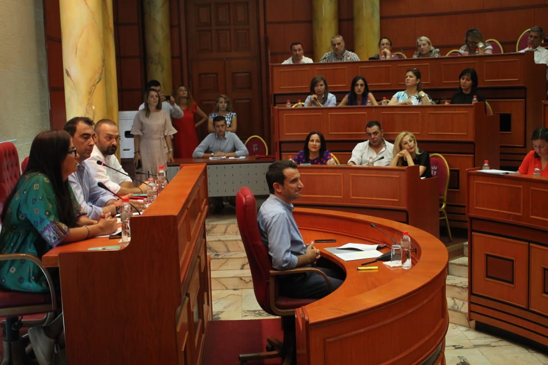 Bashkia e Tiranës jep 50 mijë euro ndihmë për Greqinë