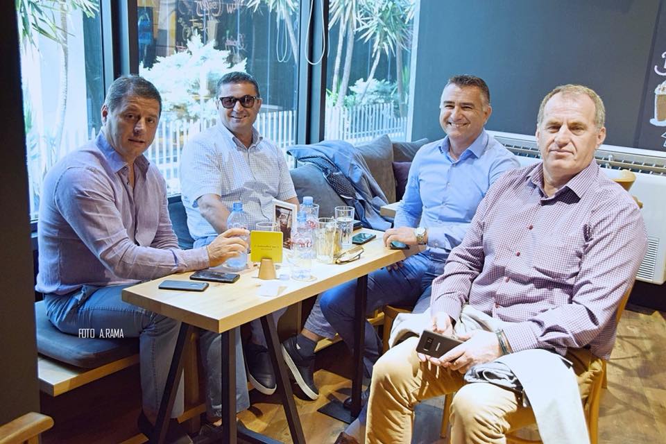 Foto me Arben Ndokën/ Deputeti socialist shpërthen pas akuzave të PD: Ai është i lirë dhe …