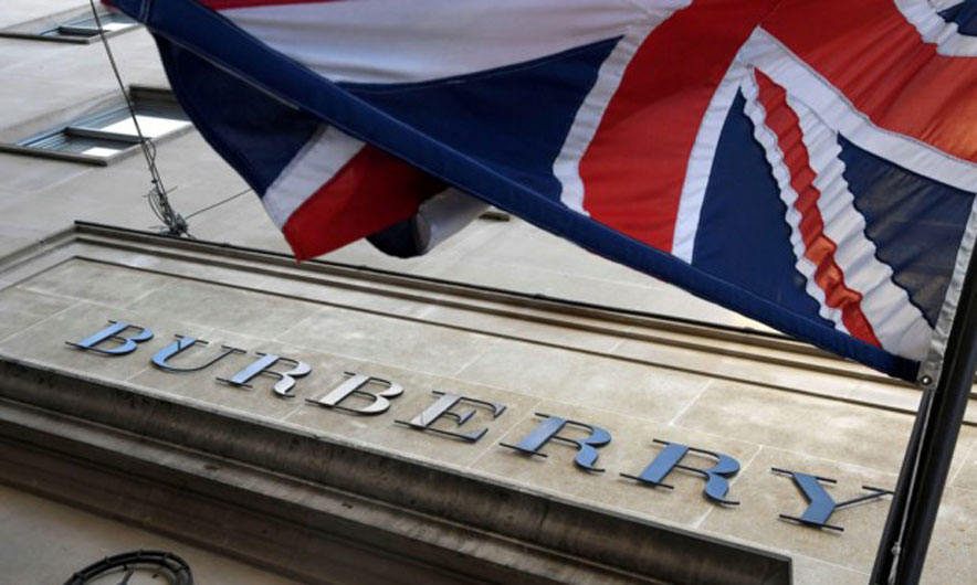 Marka luksoze “Burberry” djeg 32 mln euro produkte