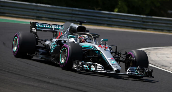 Hamilton fitues  në Hungari, Vettel i dyti