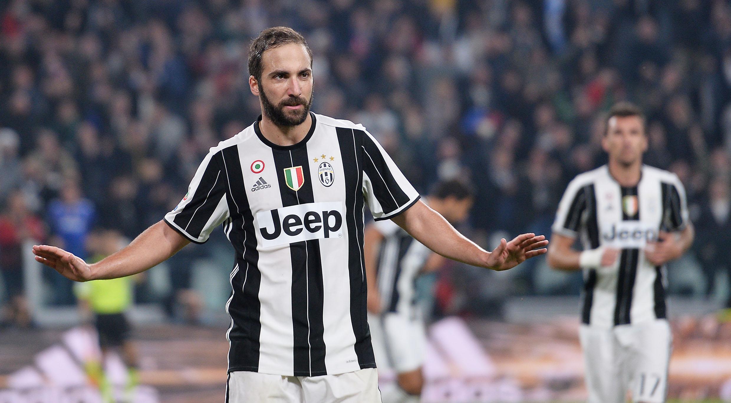 Higuain më pranë Milanit, zhbllokohet shkëmbimi Caldara-Bonucci