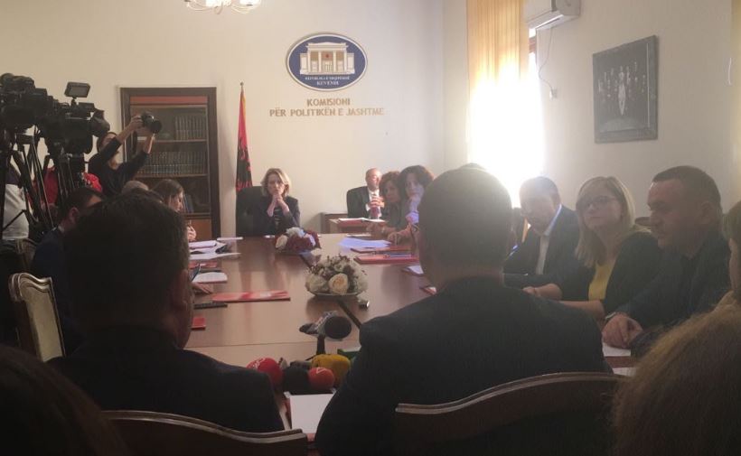 Propozohen në Komisionin e Jashtëm emrat e tre ambasadorëve shqiptarë