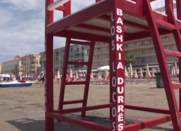 3 të mbytur në plazhe gjatë të shtunës