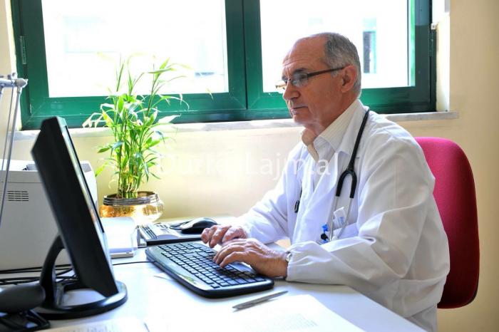 Shefi i Repartit të Urgjencës në Durrës, mjeku Ashim Zogu del në pension