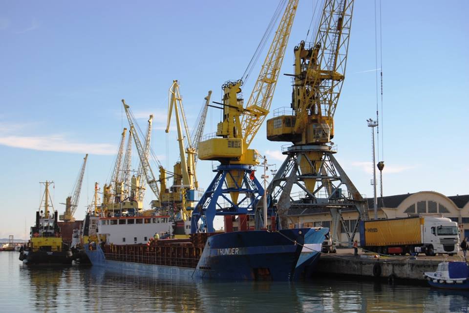 U arratis nga porti i Durrësit, bllokohet në Kroaci anija siriane