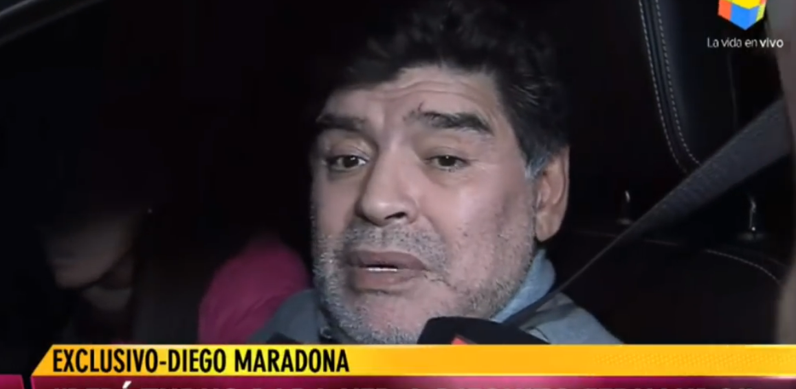 Maradona “tapë”, dëgjojeni se çfarë thotë… nëse e kuptoni (VIDEO)