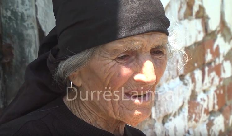 Durrës, tërmeti rrënon 4 banesa, e moshuara: E kam zbardhur jashtë (VIDEO)