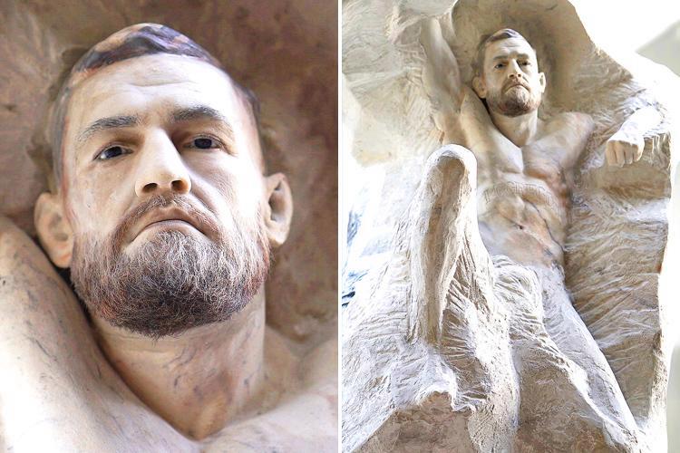 Një skulpturë mermeri, dhurata speciale për 30-vjetorin e lindjes të McGregor