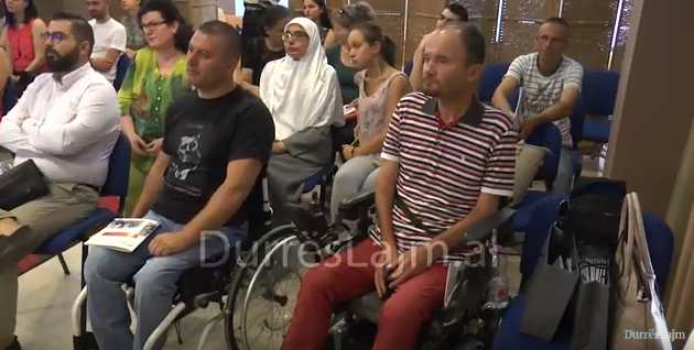 &#8220;Zhvillimi ekonomik përfshirës&#8221;, prezantohet në Durrës platforma për të rinjtë me aftësi të kufizuara (VIDEO)