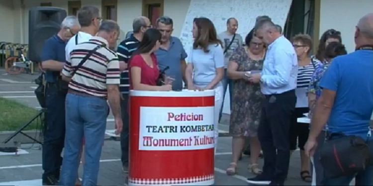 “Unë jam Teatri”, kërkohen firma për peticionin kundër shembjes së godinës