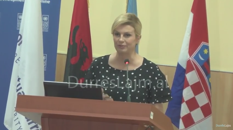 Presidentja kroate në Durrës: Projekt tre palësh për menaxhimin e ndotjes detare (VIDEO)