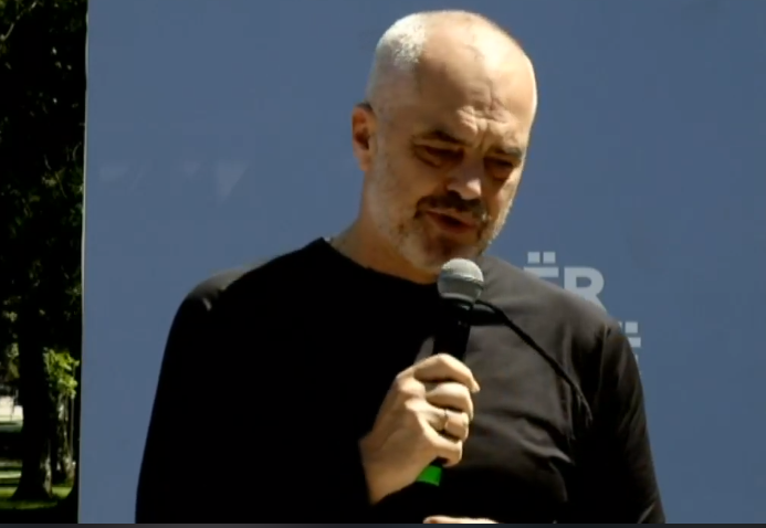 “Mos u tall me njerëzit”, Rama i kthehet: Mos e hap gojën shumë, do mbytesh me ndonjë mizë