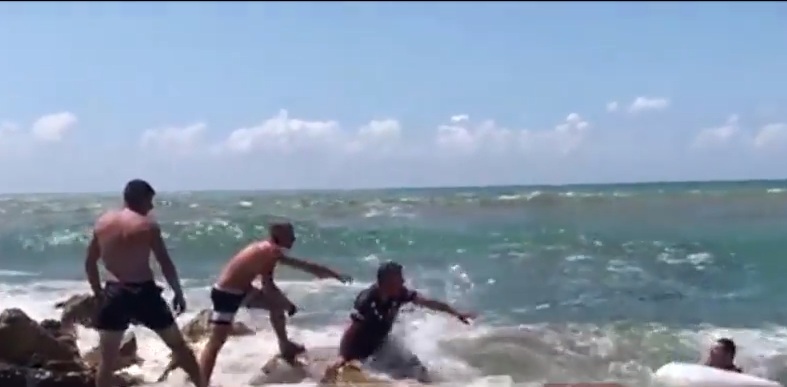 Shoqata e Infermierëve: Ja si mund të shpëtoni nga rrymat nënujore në bregdet