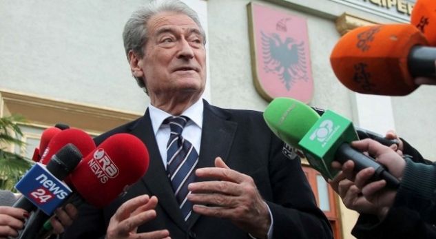 Berisha: Maxhoranca tentoi të blejë vota në parlament!