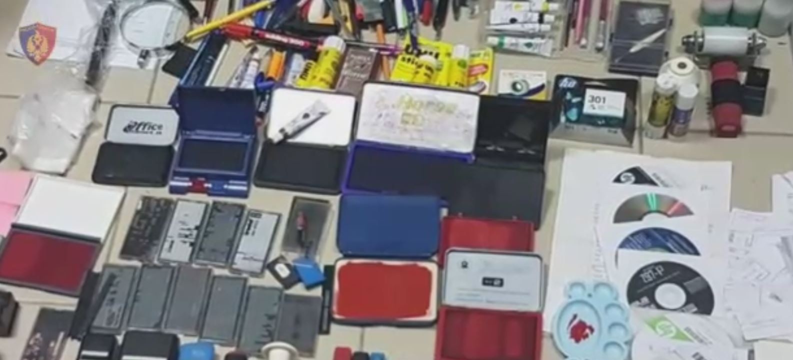 Trafikonin persona në Angli dhe SHBA, lirohen 3 garantuesit, 6 mbeten në burg