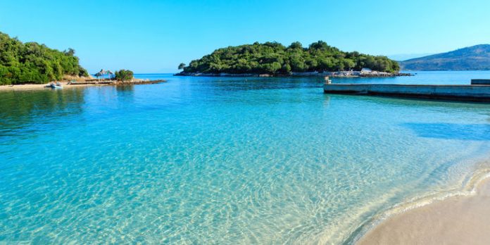 “Si vendet që ëndërron në Karaibe”, Rama nxjerr shkrimin e revistës zvicerane