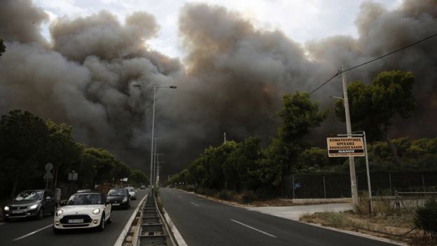 Situatë tmerri nga zjarret në Athinë, 50 viktima dhe mbi 150 të lënduar!