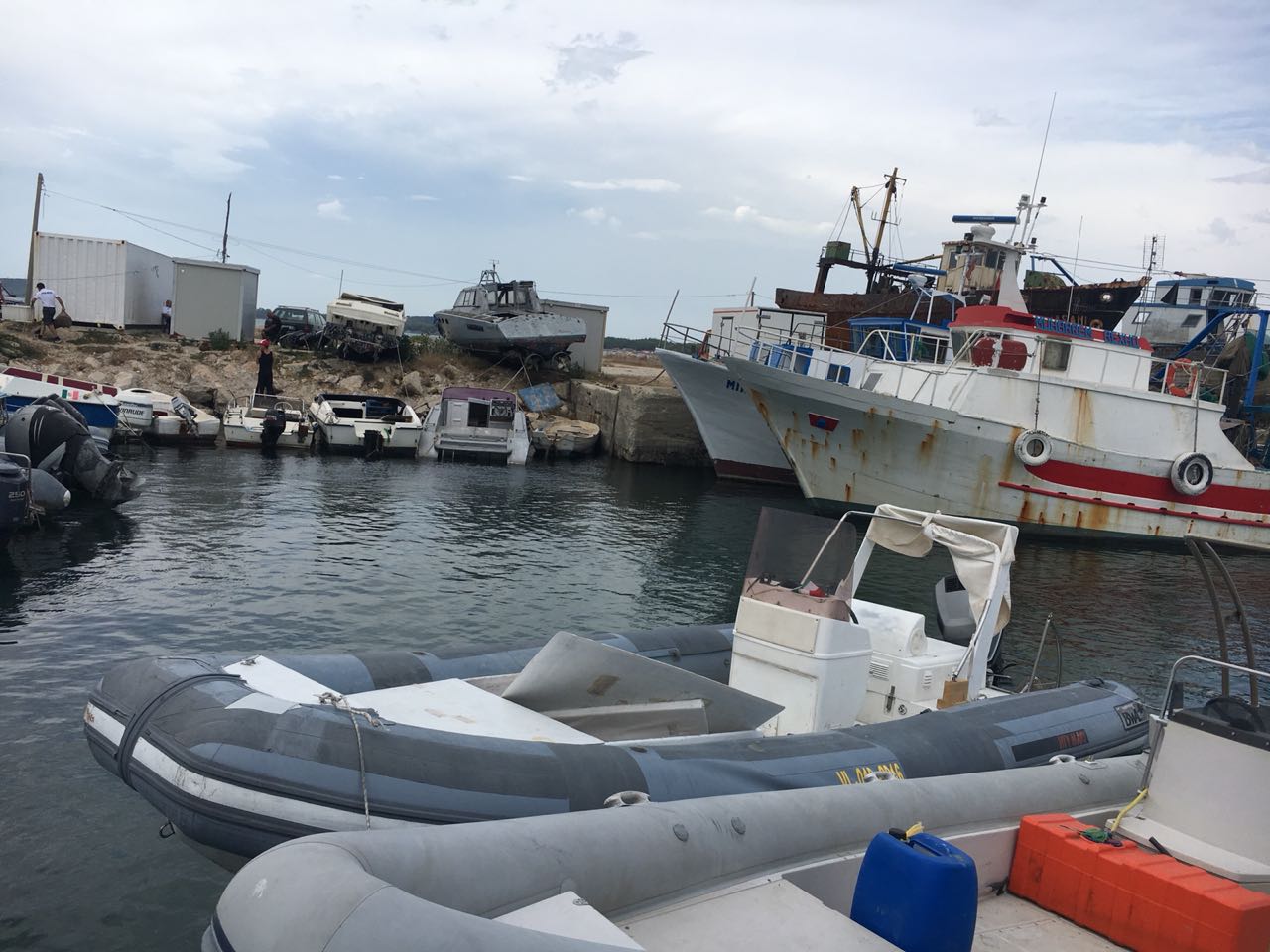 Sekuestrohen dy gomone me vlerë 42 mijë euro (FOTO)