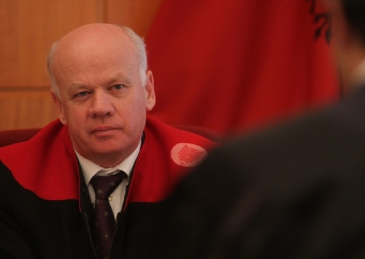 Xhezair Zaganjori para Vetting-ut