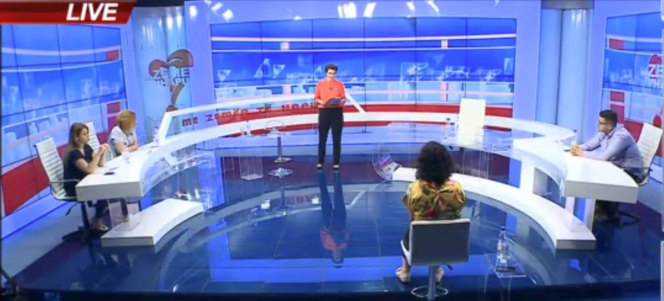 “Vjehrra më akuzoi se i kisha bërë magji kunatës”, 33-vjeçarja në lot: Nuk i shoh vajzat prej 1 viti