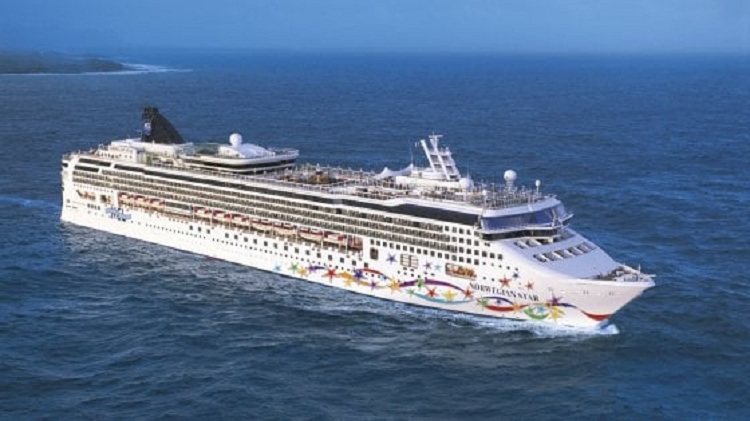 Turistja rrëzohet nga trageti në Adriatik, gjendet e gjallë pas 10 orësh