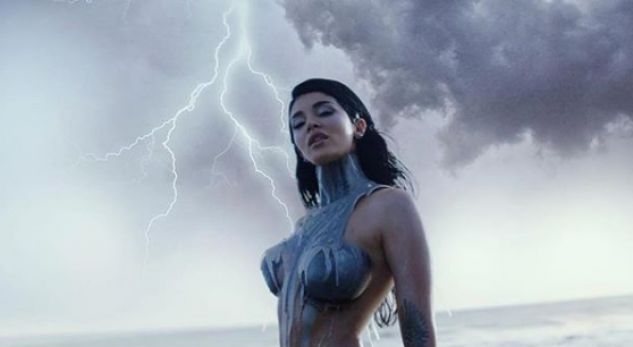 &#8220;Instagram&#8221;-i vendos Era Istrefin si &#8220;Giphy&#8221; (FOTO)