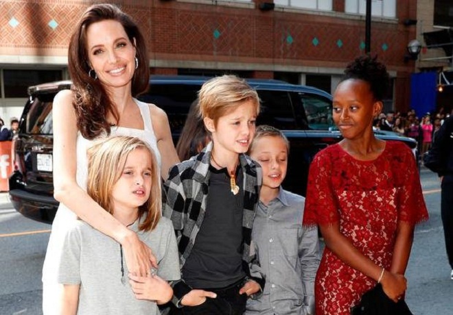 Brad Pitt dhe Angelina Jolie përsëri në “luftë” për fëmijët