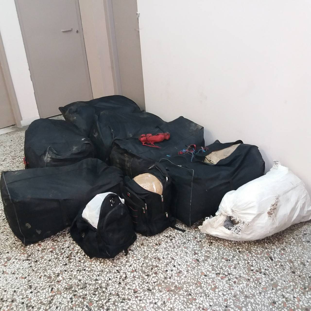 Arrestohet i riu shqiptar, kapet me 130 kg marijuanë në kufirin grek