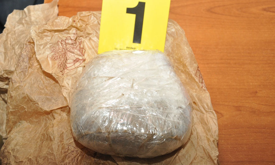 Transportonin drogë me makinë, 2 në pranga (EMRAT)