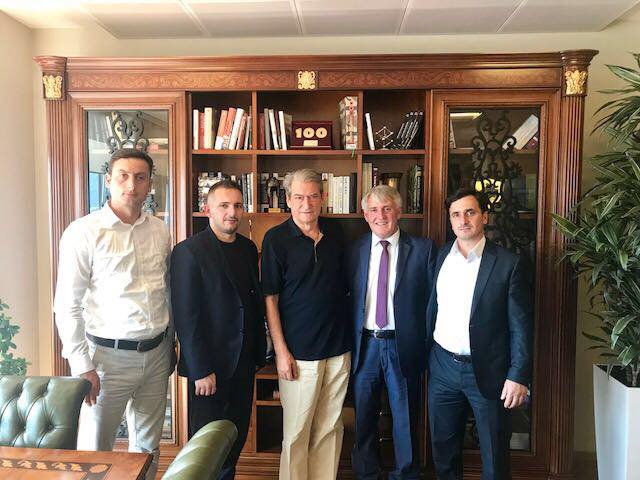 Berisha përplaset me Thaçin: Presheva nuk mund të përdoret për tregti me Serbinë