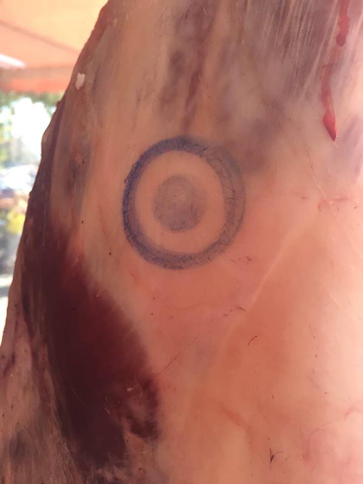 Tregtonte mish me vulë false, AKU mbyll aktivitetin (FOTO)