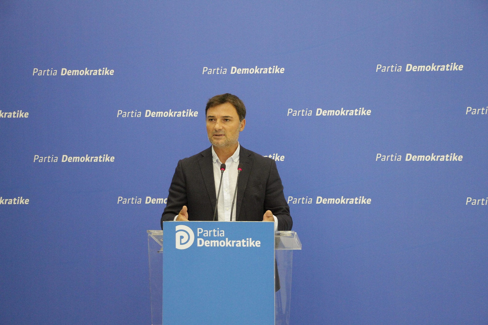 “Prokuroria të sjellë në Kuvend kërkesën per arrestimin e deputetit Jurgis Çyrbja”