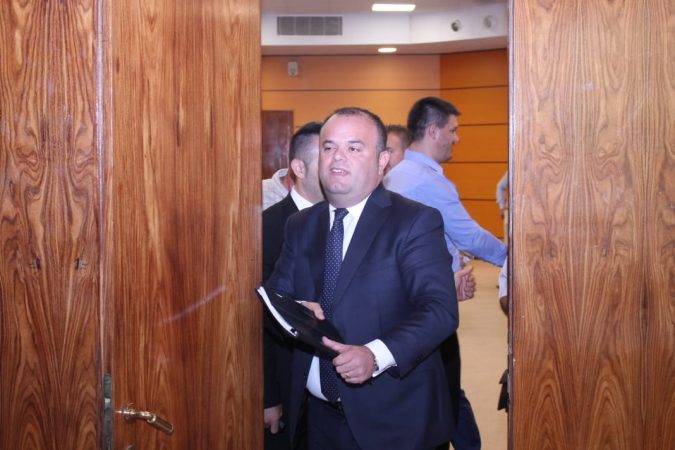 Prokurori i Tahirit kalon testin e Vetingut, KPK e konfirmon në detyrë