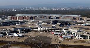 Evakuohet aeroporti i Frankfurtit